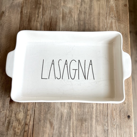 Rae Dunn Baking Dish Artisan Collection by Magenta “LASAGNA” - Picture 1 of 3